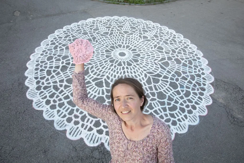 Diana Winklerová | Mezi námi, ženami aneb Dekor pro chodce | Umění ve městě 2018