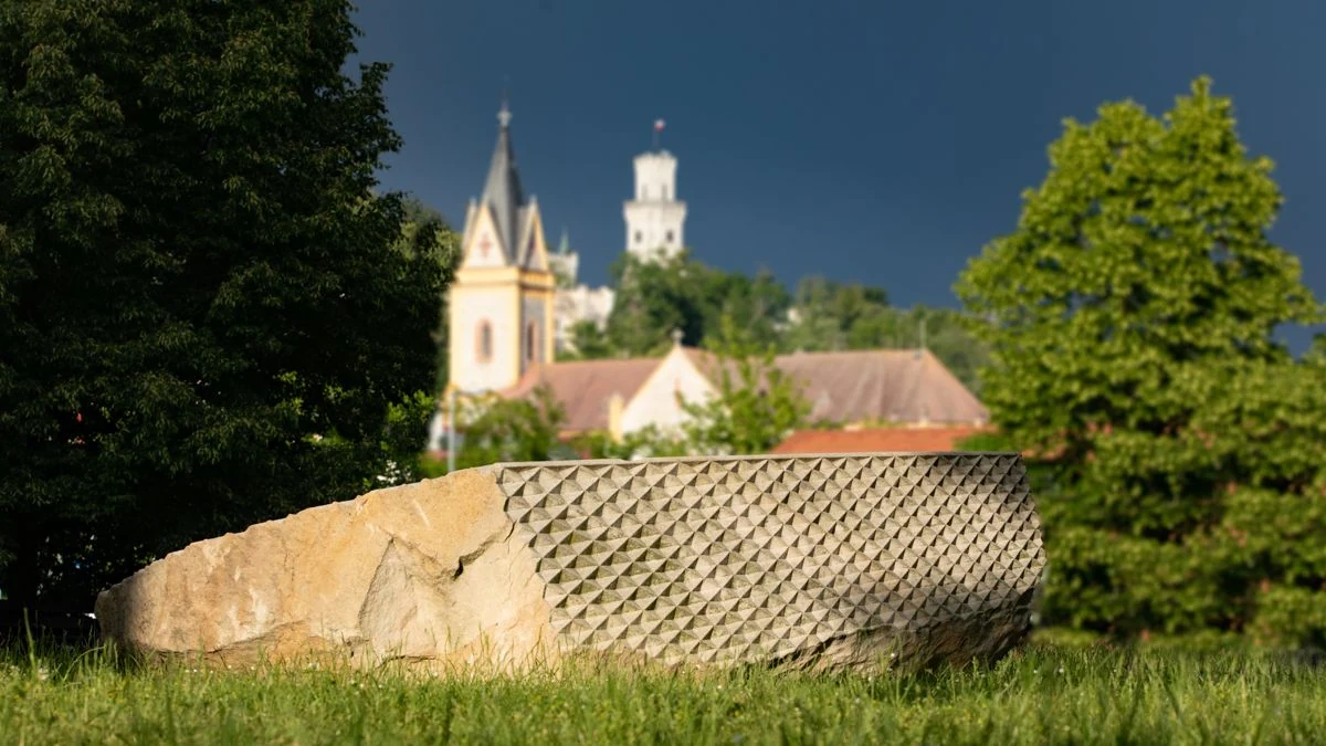 Jiří Kačer | Fragment | Umění ve městě 2020